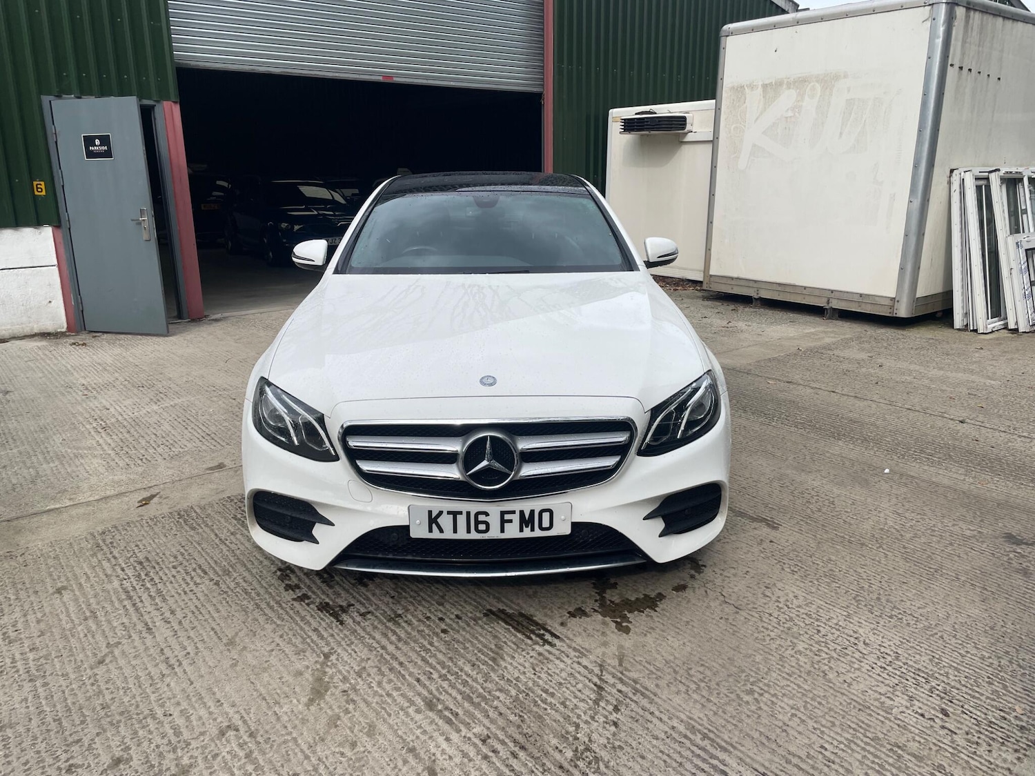 Used Mercedes-Benz E Class 2016 for sale - 76632974: Photo 3