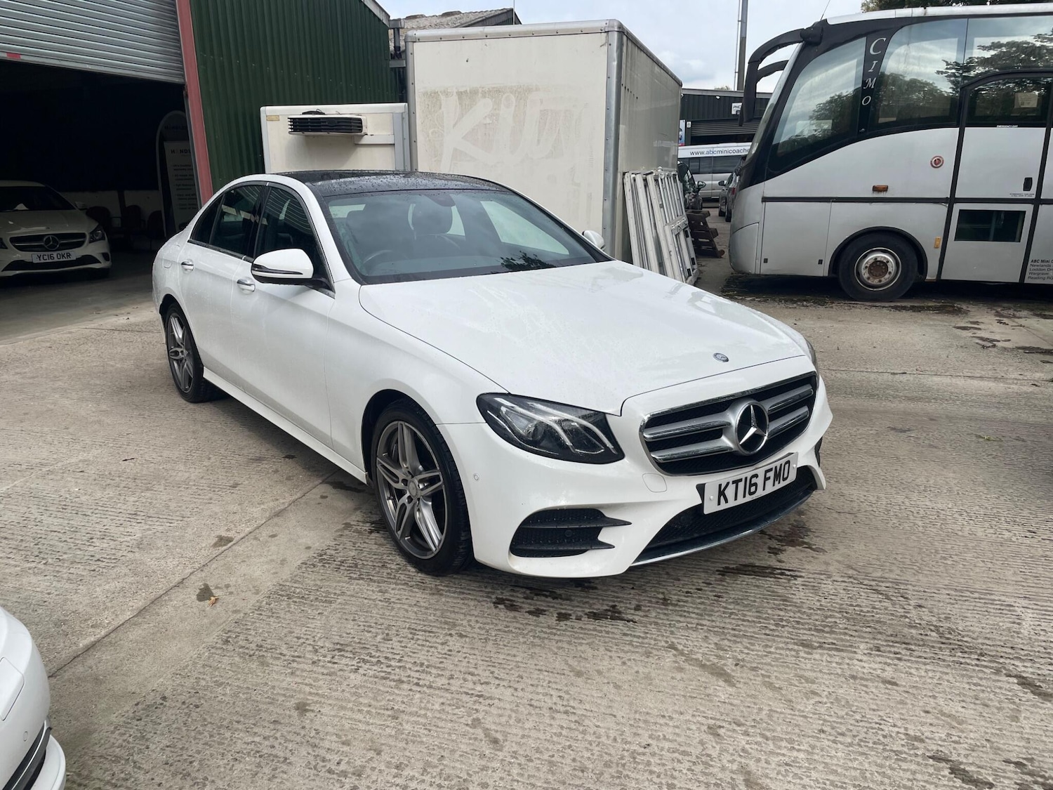 Used Mercedes-Benz E Class 2016 for sale - 76632974: Photo 4