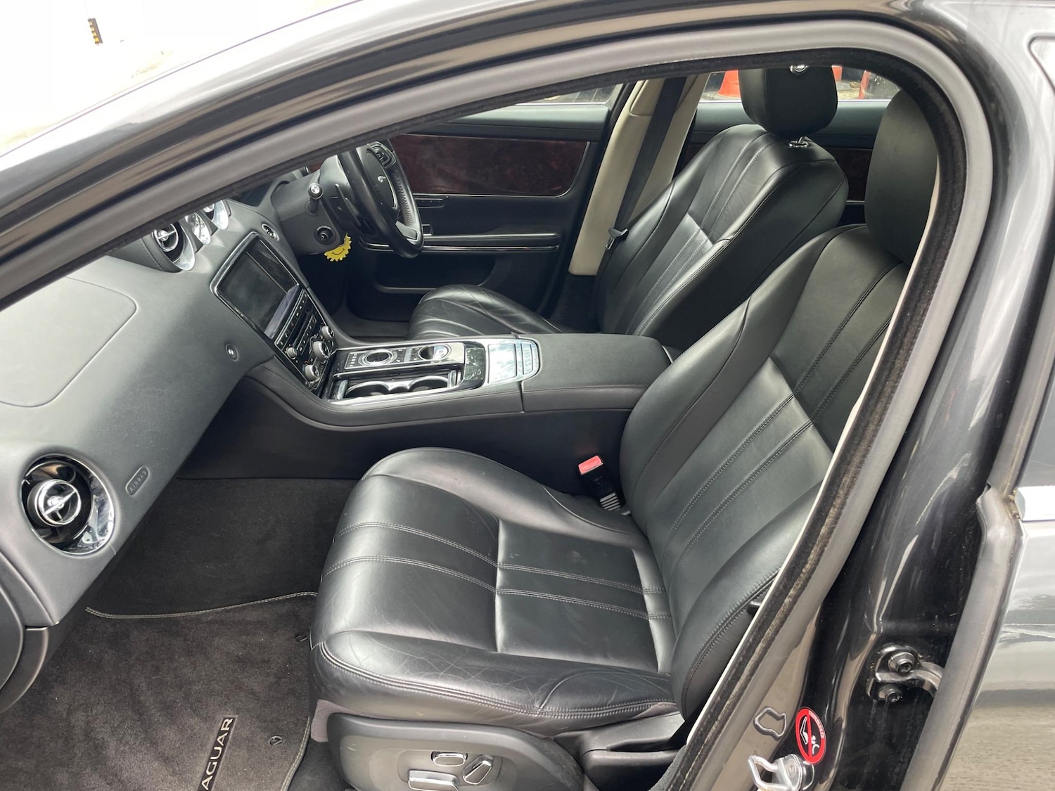 Used Jaguar XJ 2014 for sale - 76634177: Photo 13