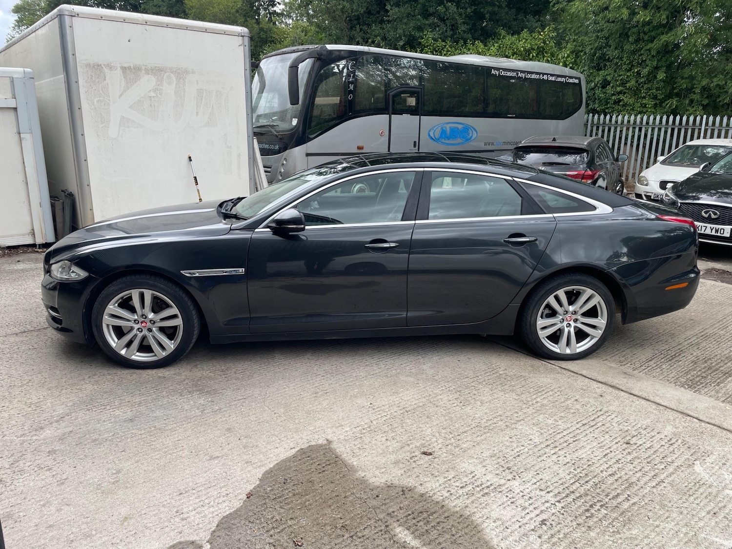 Used Jaguar XJ 2014 for sale - 76634177: Photo 6