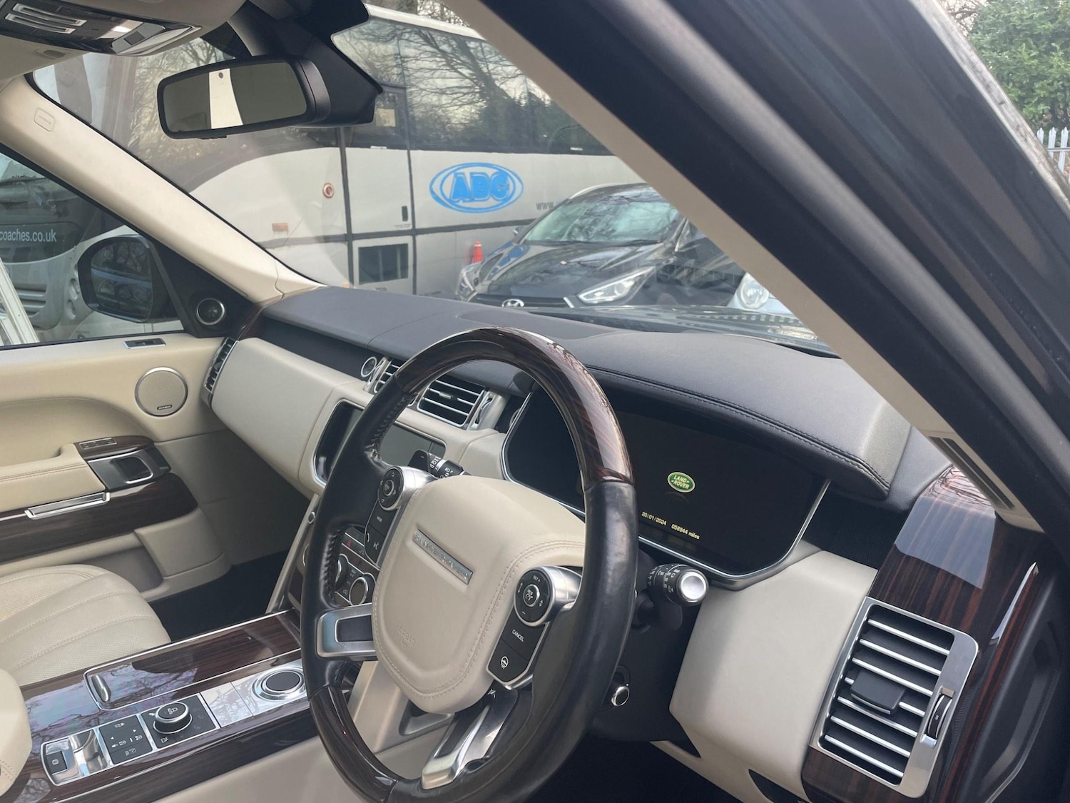 Used Land Rover Range Rover 2015 for sale - 70726138: Photo 15