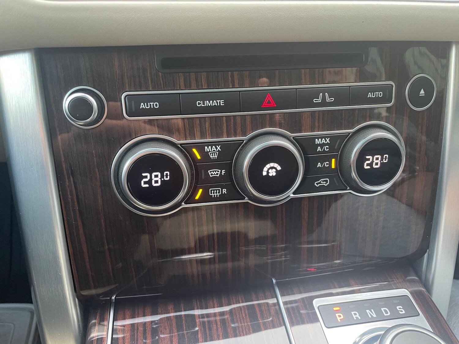 Used Land Rover Range Rover 2015 for sale - 70726138: Photo 30