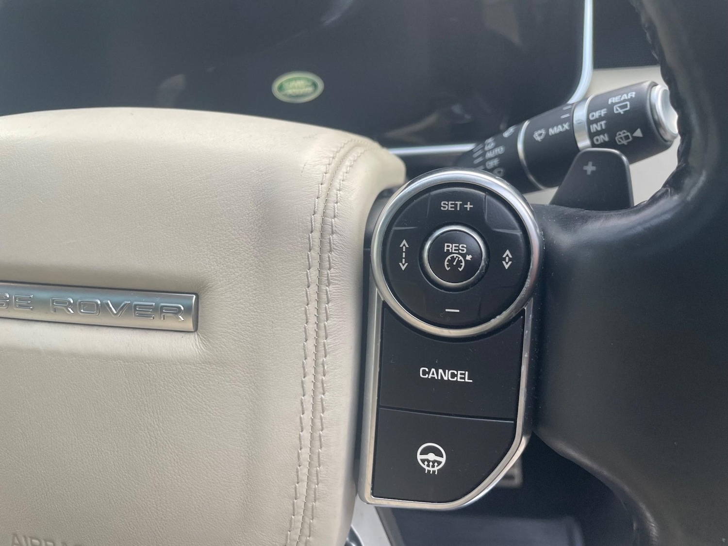 Used Land Rover Range Rover 2015 for sale - 70726138: Photo 32