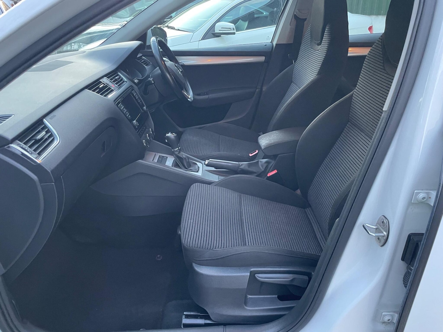 Used Skoda Octavia 2017 for sale - 76996174: Photo 15