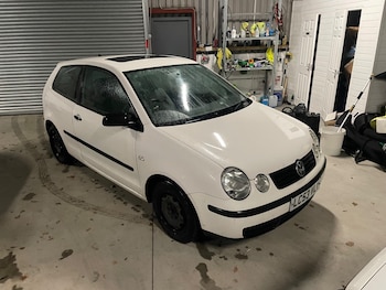 Used Volkswagen Polo 2003 for sale - 76824463: Photo