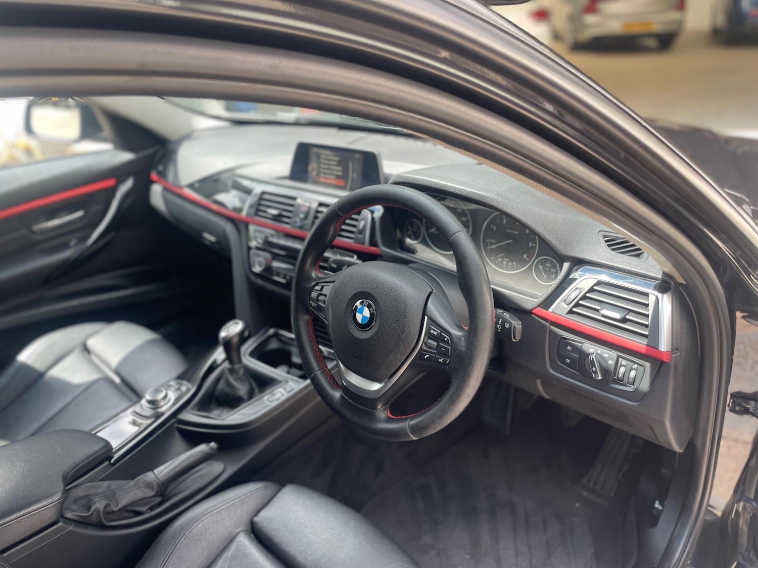 Used BMW 3 Series 2015 for sale - 76634057: Photo 10