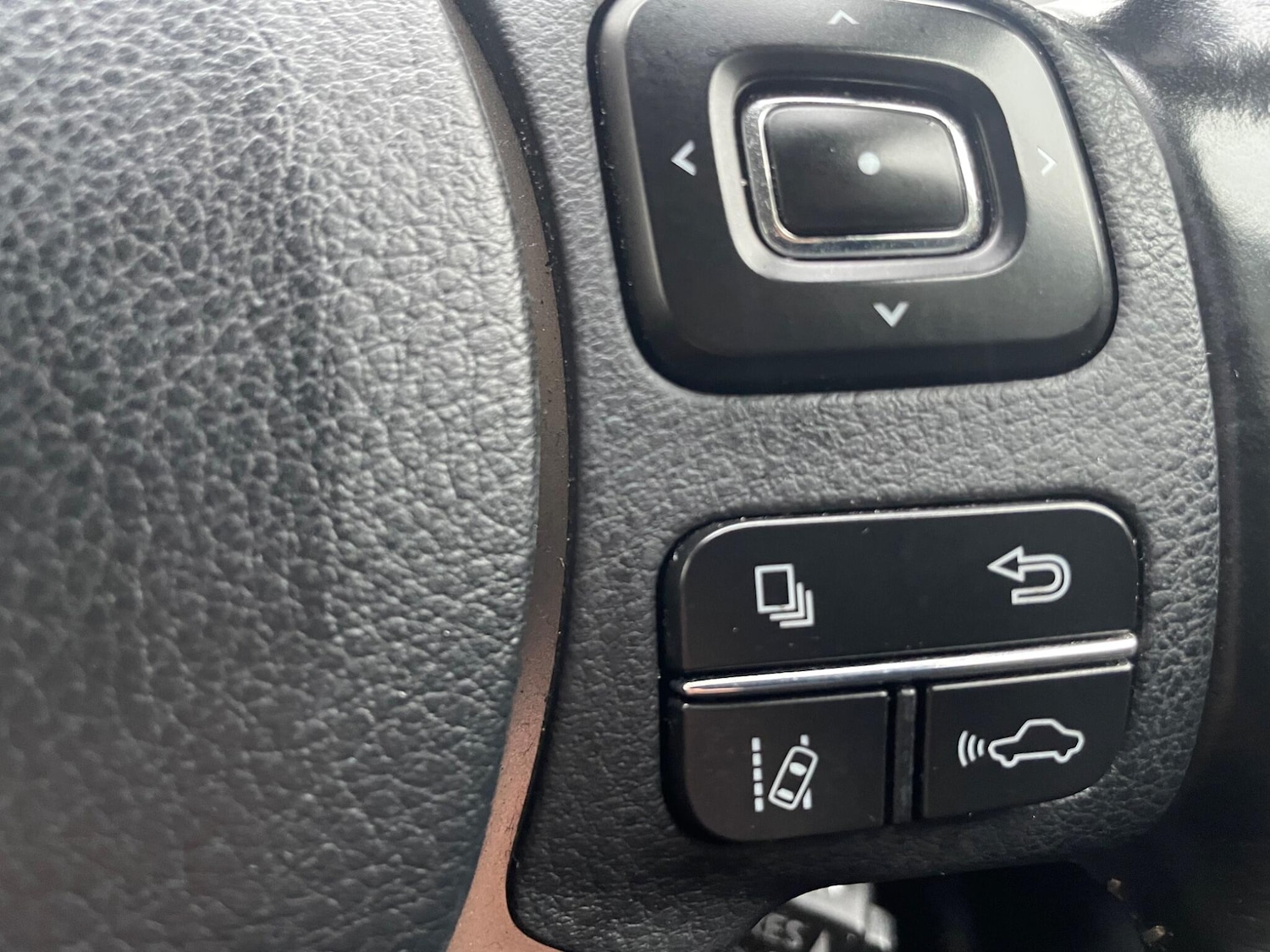 Used Lexus IS 2019 for sale - 76849907: Photo 13