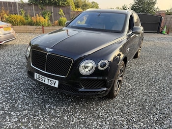 Used Bentley Bentayga 2018 for sale - 76633334: Photo