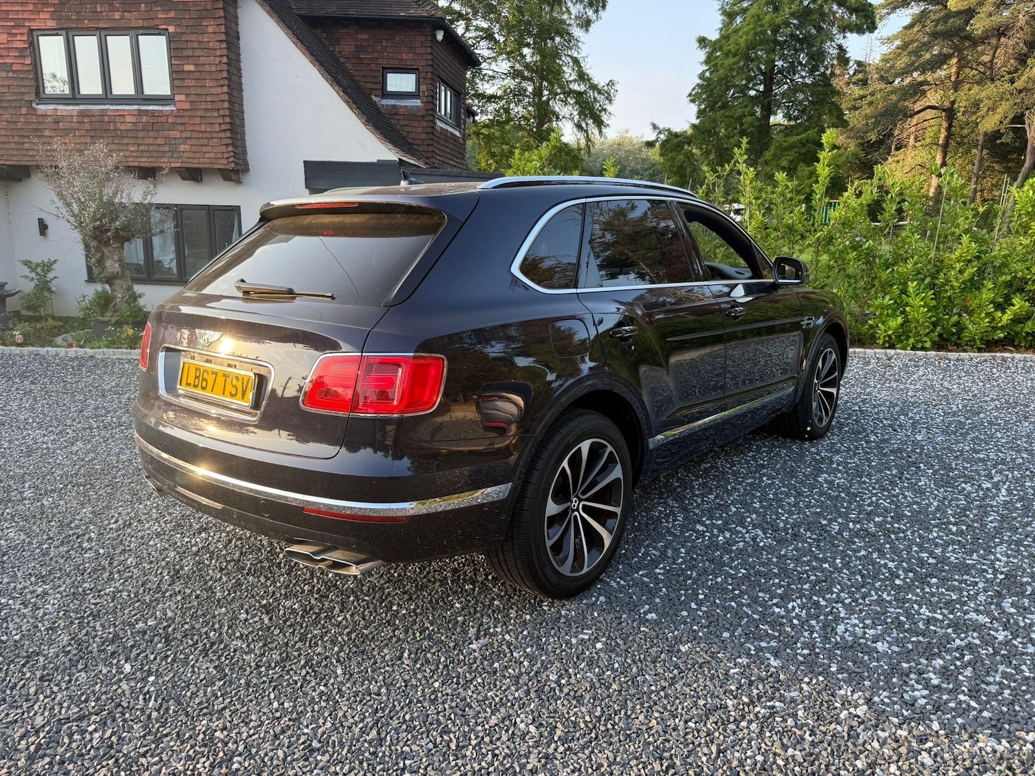 Used Bentley Bentayga 2018 for sale - 76633334: Photo 4