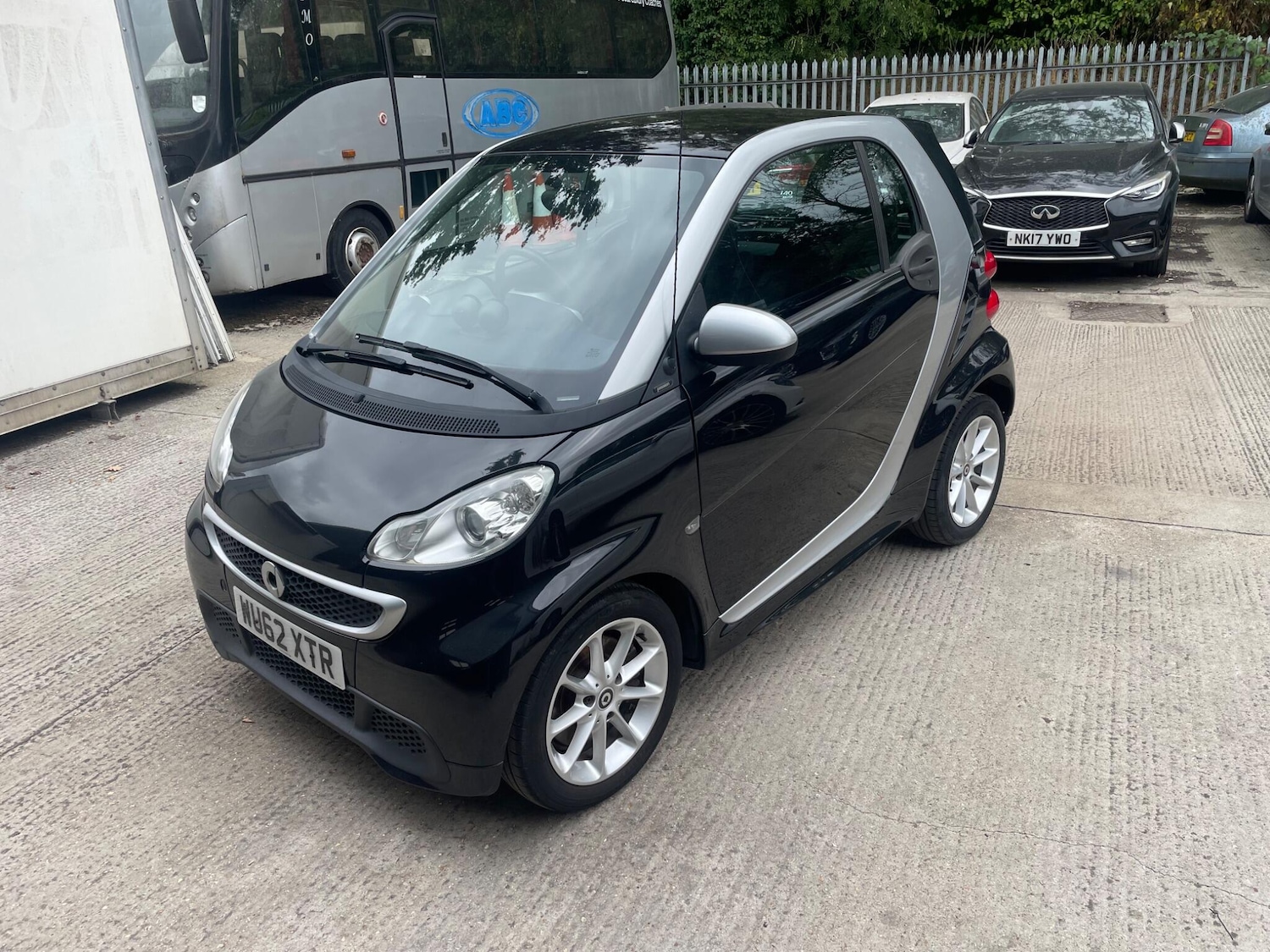 Used smart fortwo 2012 for sale - 76632982: Photo 3