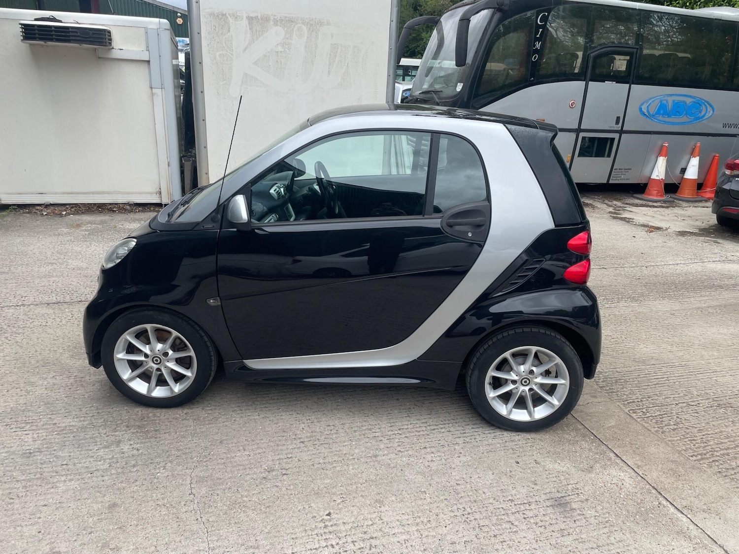 Used smart fortwo 2012 for sale - 76632982: Photo 6