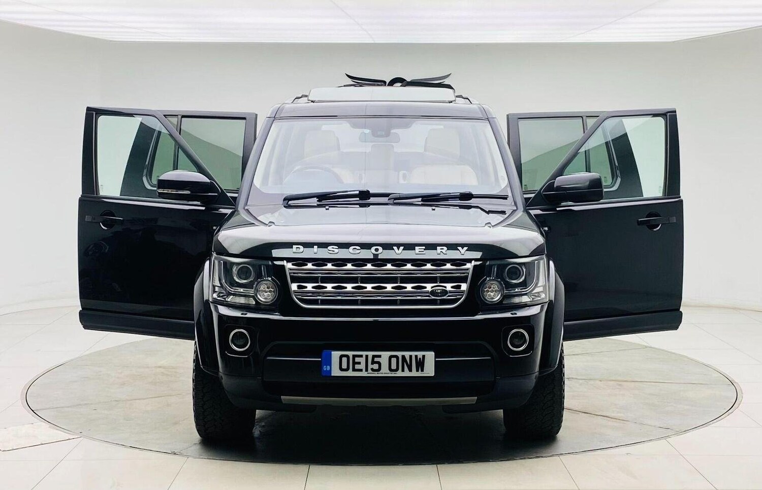 Used Land Rover Discovery 4 2015 for sale - 76744159: Photo 10