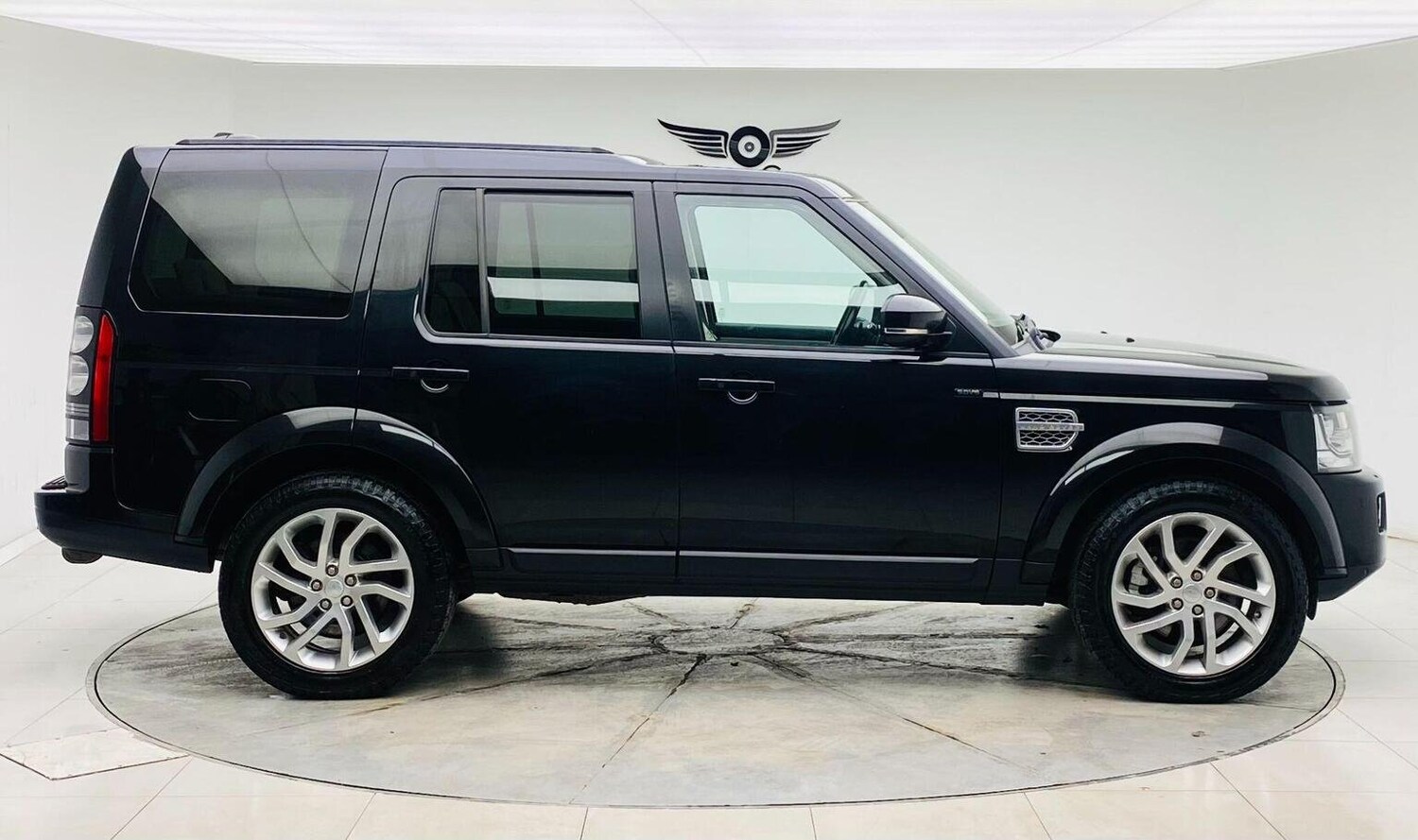 Used Land Rover Discovery 4 2015 for sale - 76744159: Photo 21