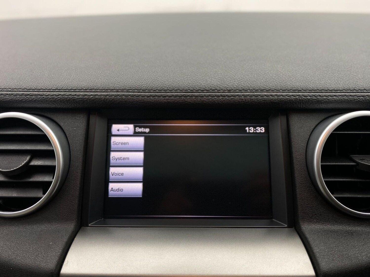 Used Land Rover Discovery 4 2015 for sale - 76744159: Photo 47