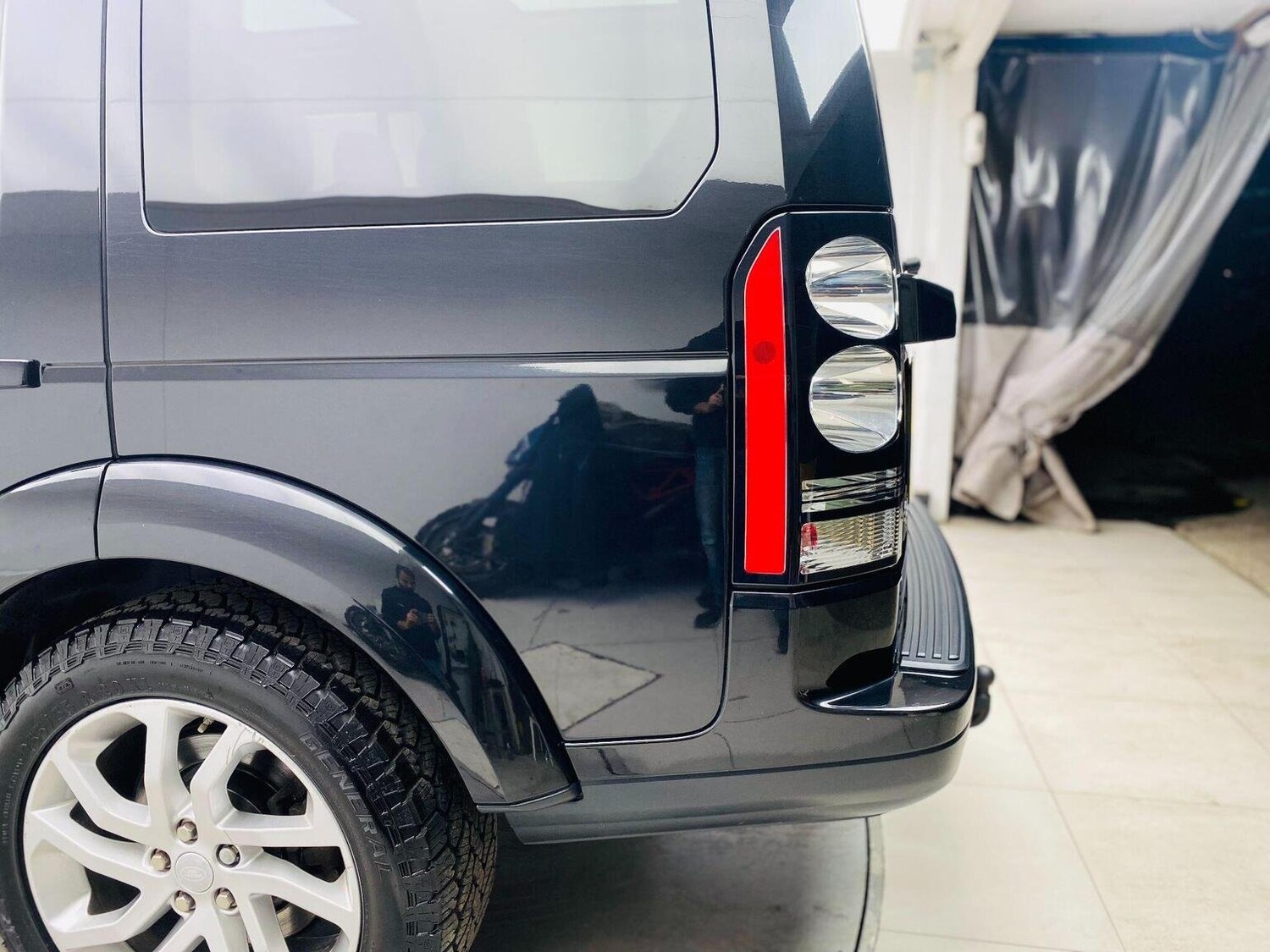 Used Land Rover Discovery 4 2015 for sale - 76744159: Photo 51