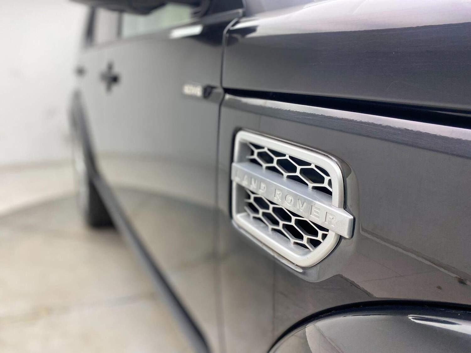 Used Land Rover Discovery 4 2015 for sale - 76744159: Photo 72