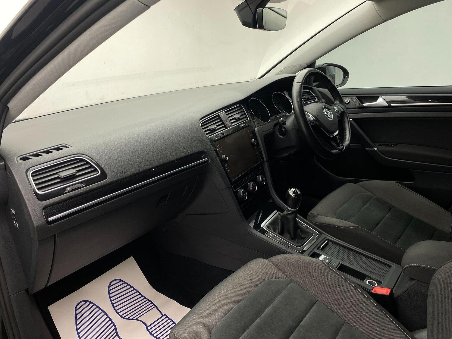 Used Volkswagen Golf 2017 for sale - 76744160: Photo 26