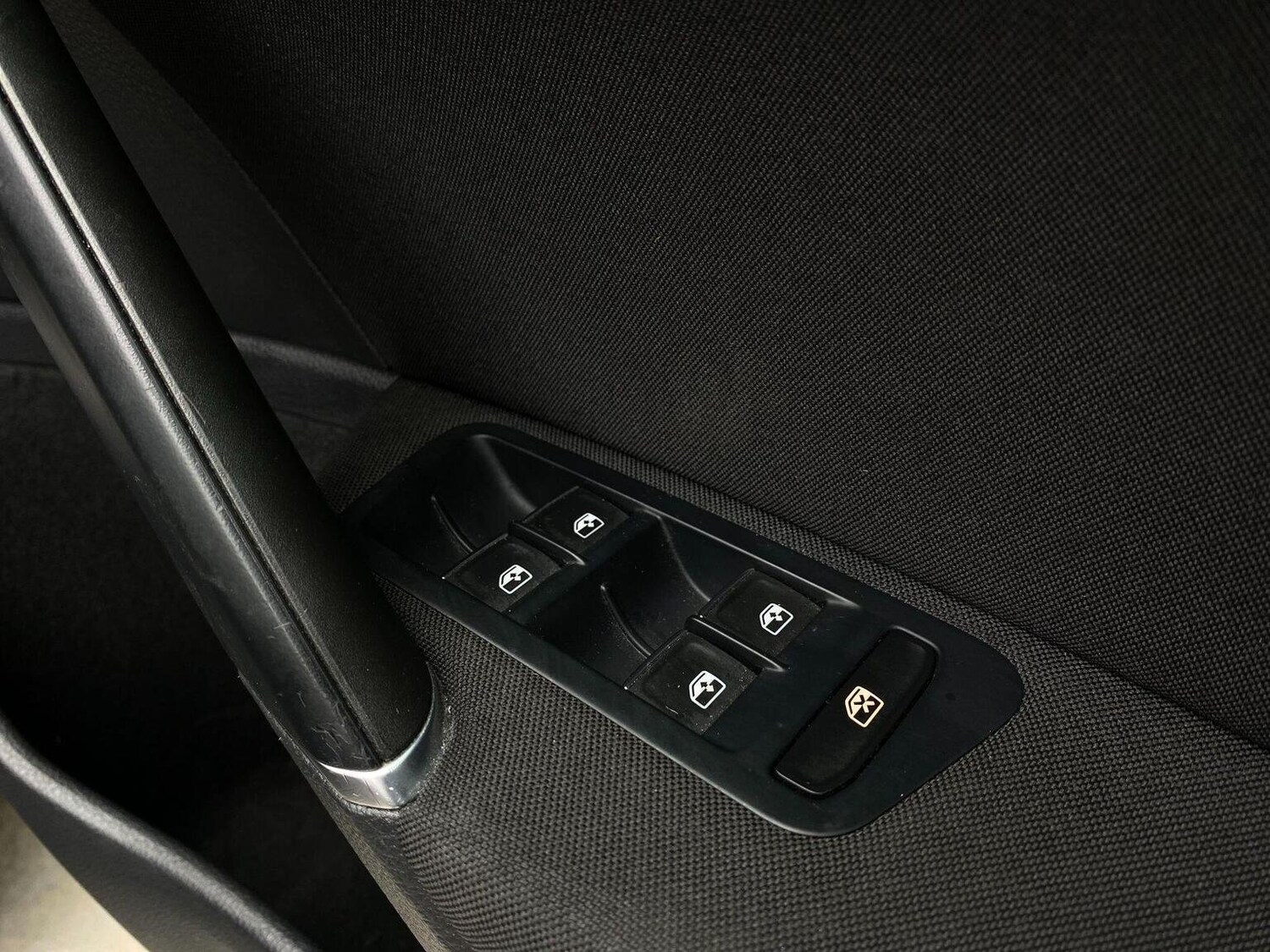 Used Volkswagen Golf 2017 for sale - 76744160: Photo 35