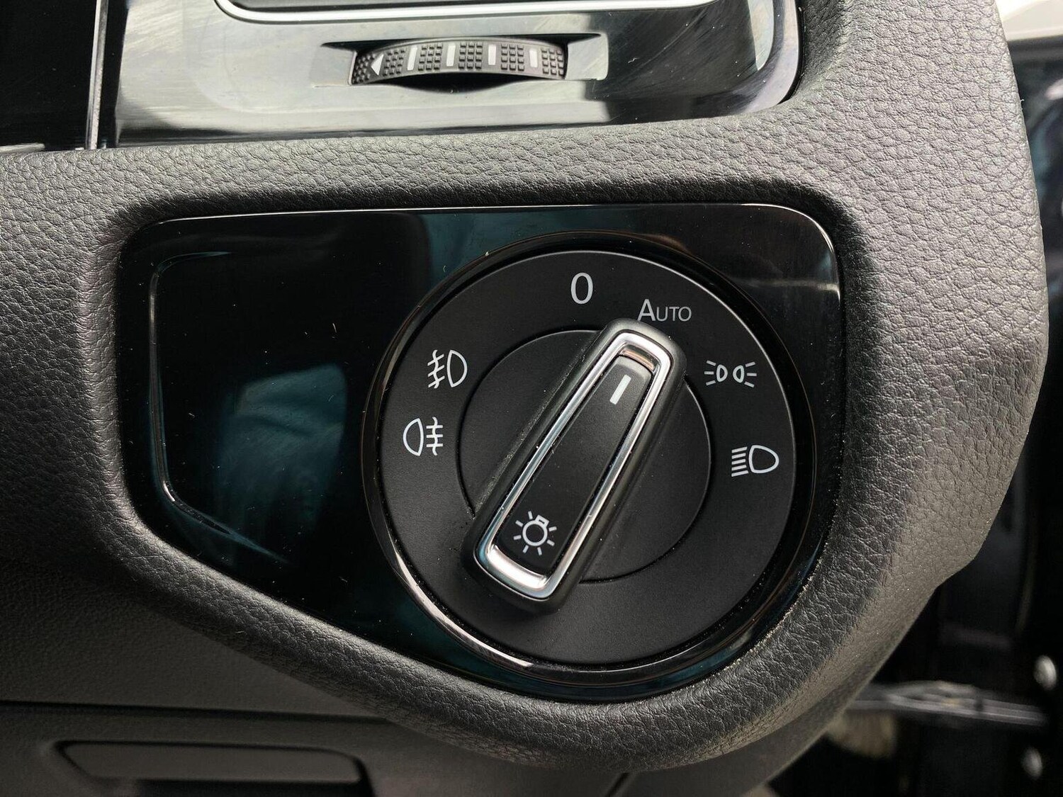 Used Volkswagen Golf 2017 for sale - 76744160: Photo 37