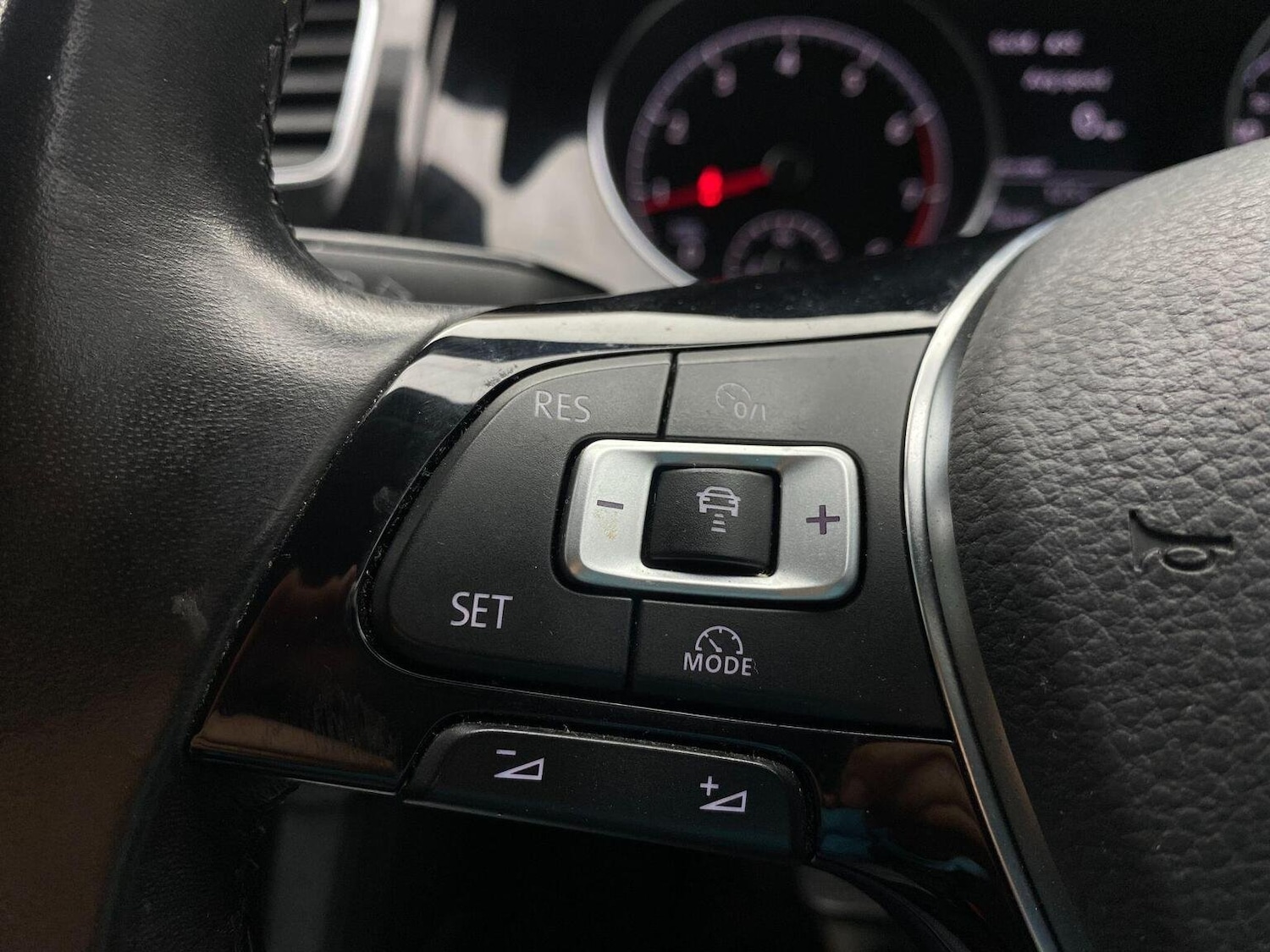 Used Volkswagen Golf 2017 for sale - 76744160: Photo 39