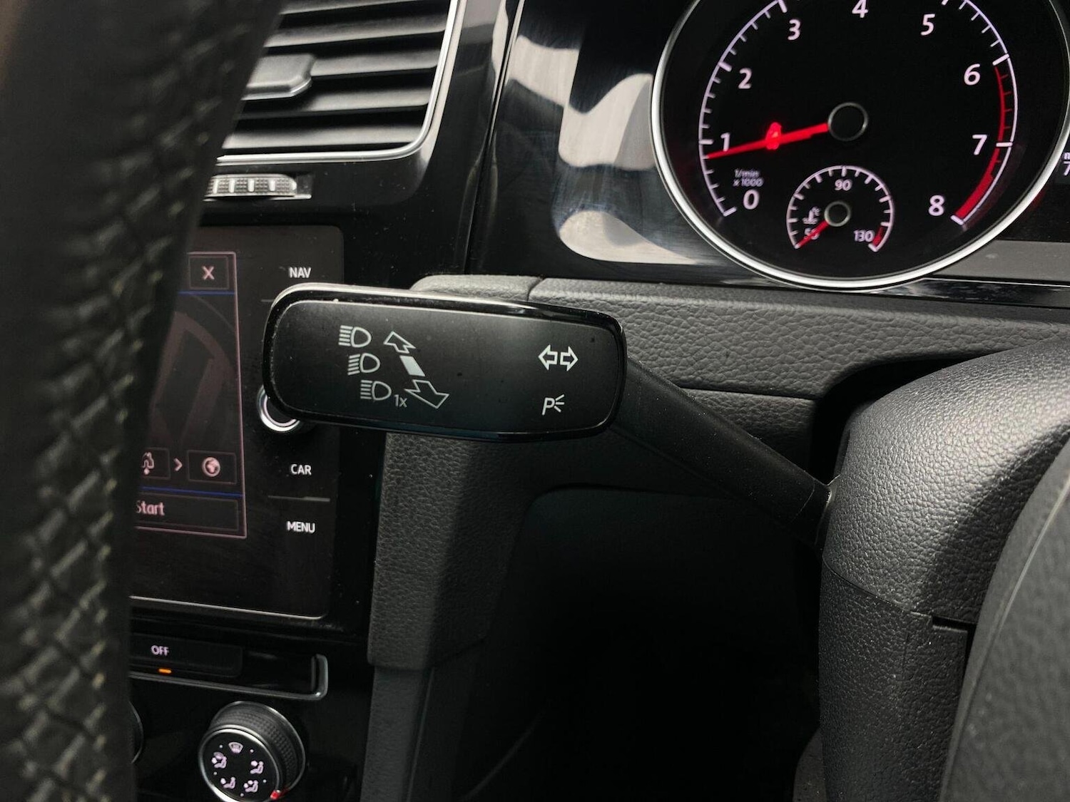 Used Volkswagen Golf 2017 for sale - 76744160: Photo 41