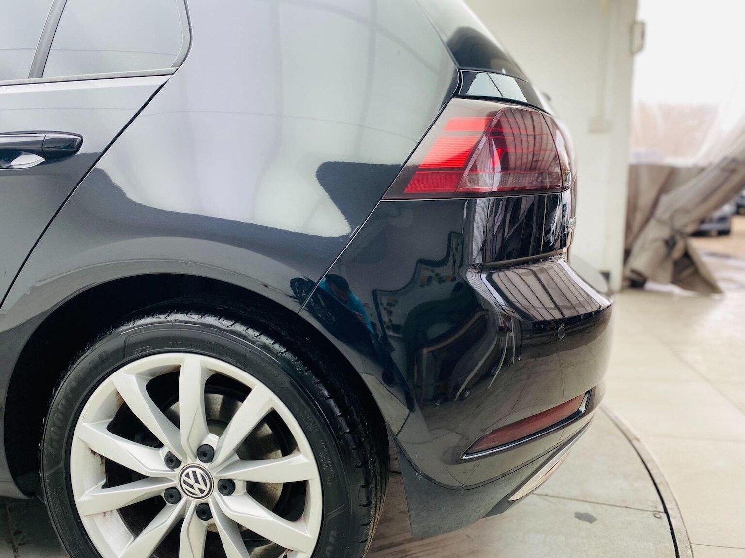 Used Volkswagen Golf 2017 for sale - 76744160: Photo 43