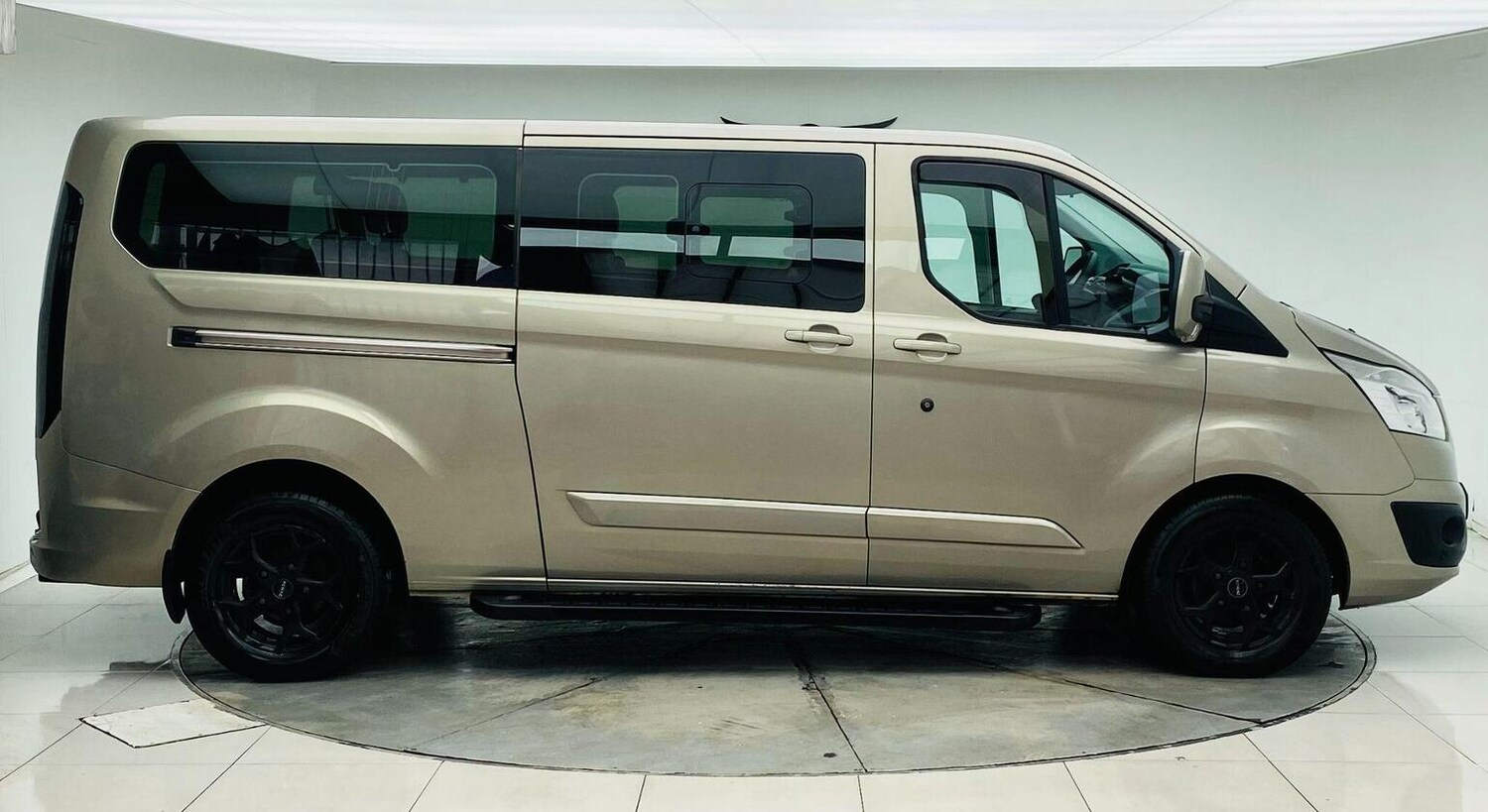 Used Ford Tourneo Custom 2017 for sale - 76744148: Photo 18