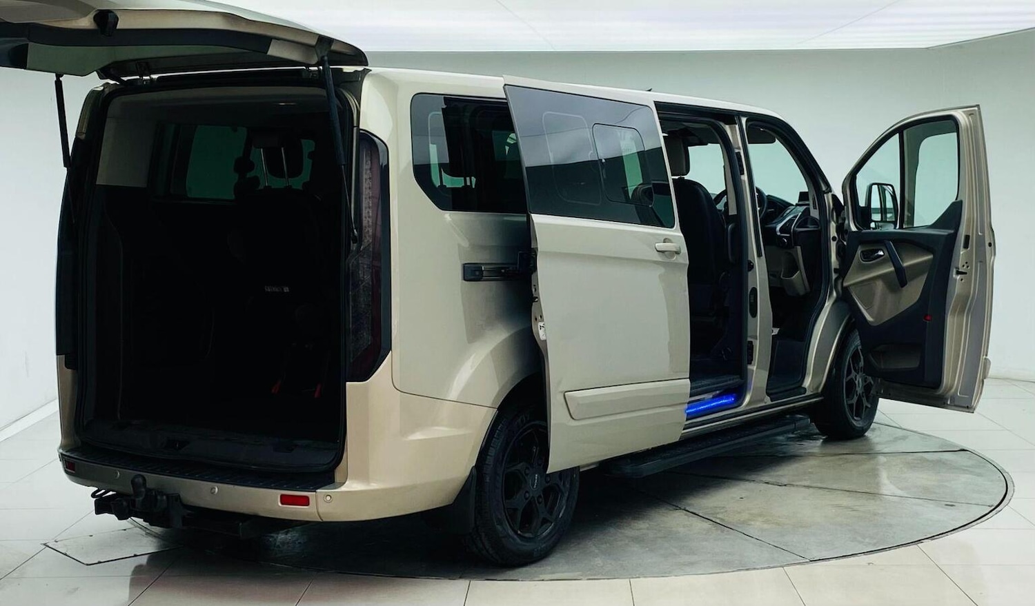 Used Ford Tourneo Custom 2017 for sale - 76744148: Photo 20