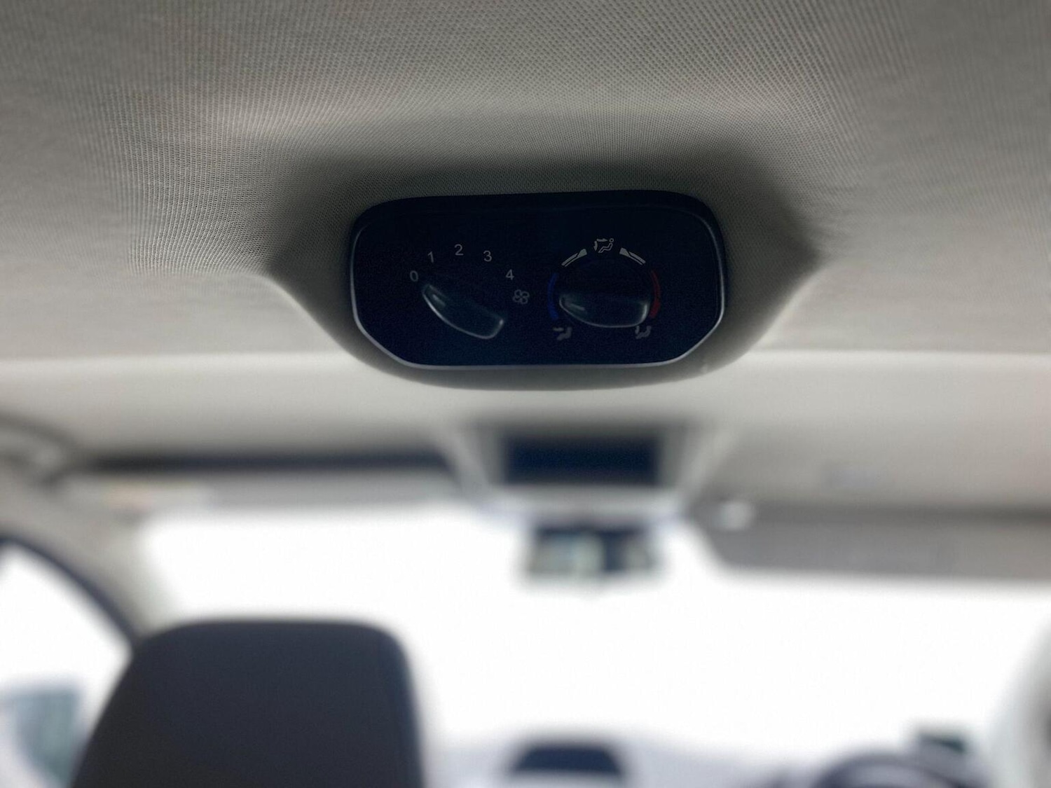 Used Ford Tourneo Custom 2017 for sale - 76744148: Photo 24