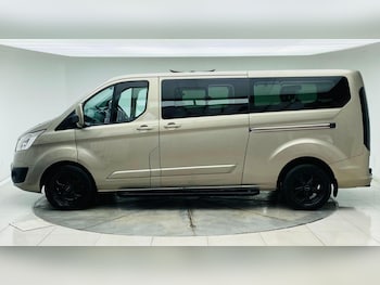 Used Ford Tourneo Custom 2017 for sale - 76744148: Photo