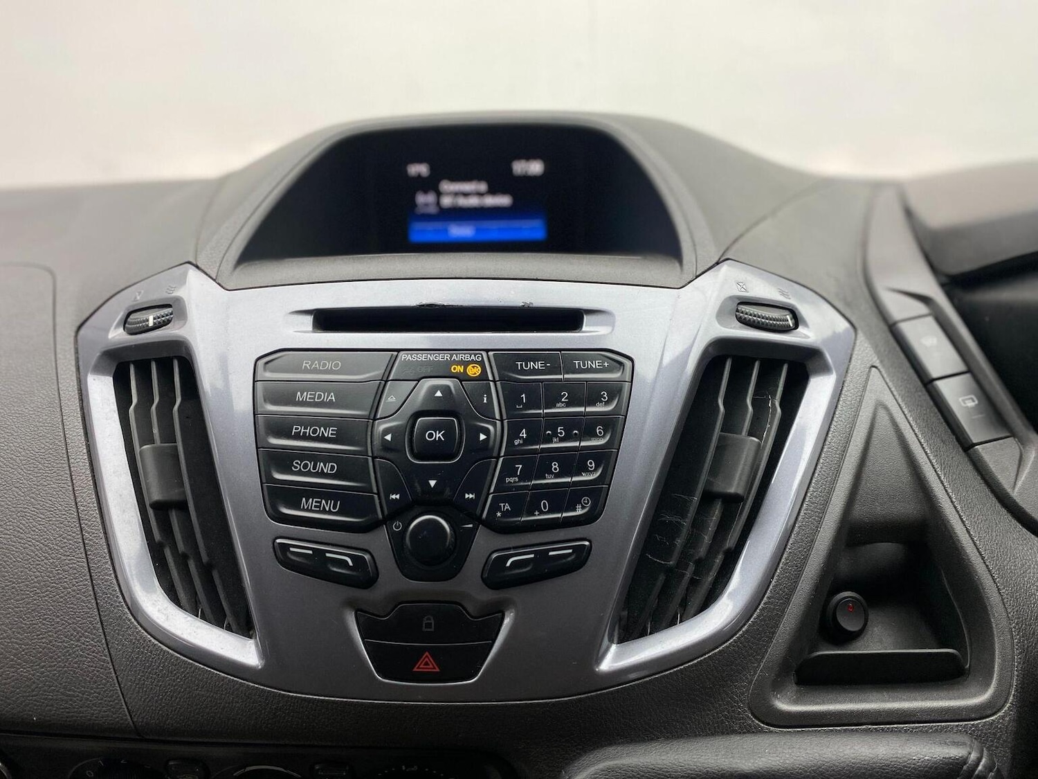 Used Ford Tourneo Custom 2017 for sale - 76744148: Photo 72