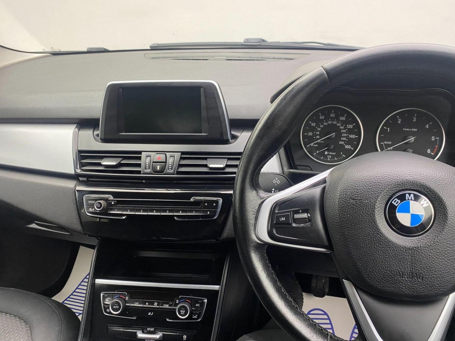 Used BMW 2 Series 2016 for sale - 76744268: Photo 46