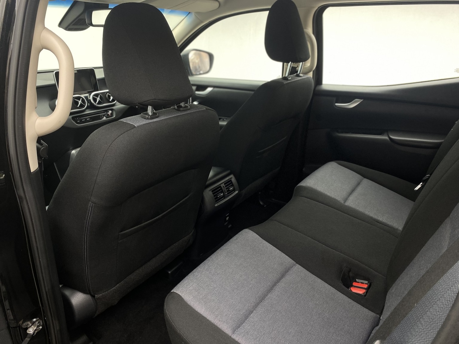 Used Mercedes-Benz X Class 2019 for sale - 77251186: Photo 46