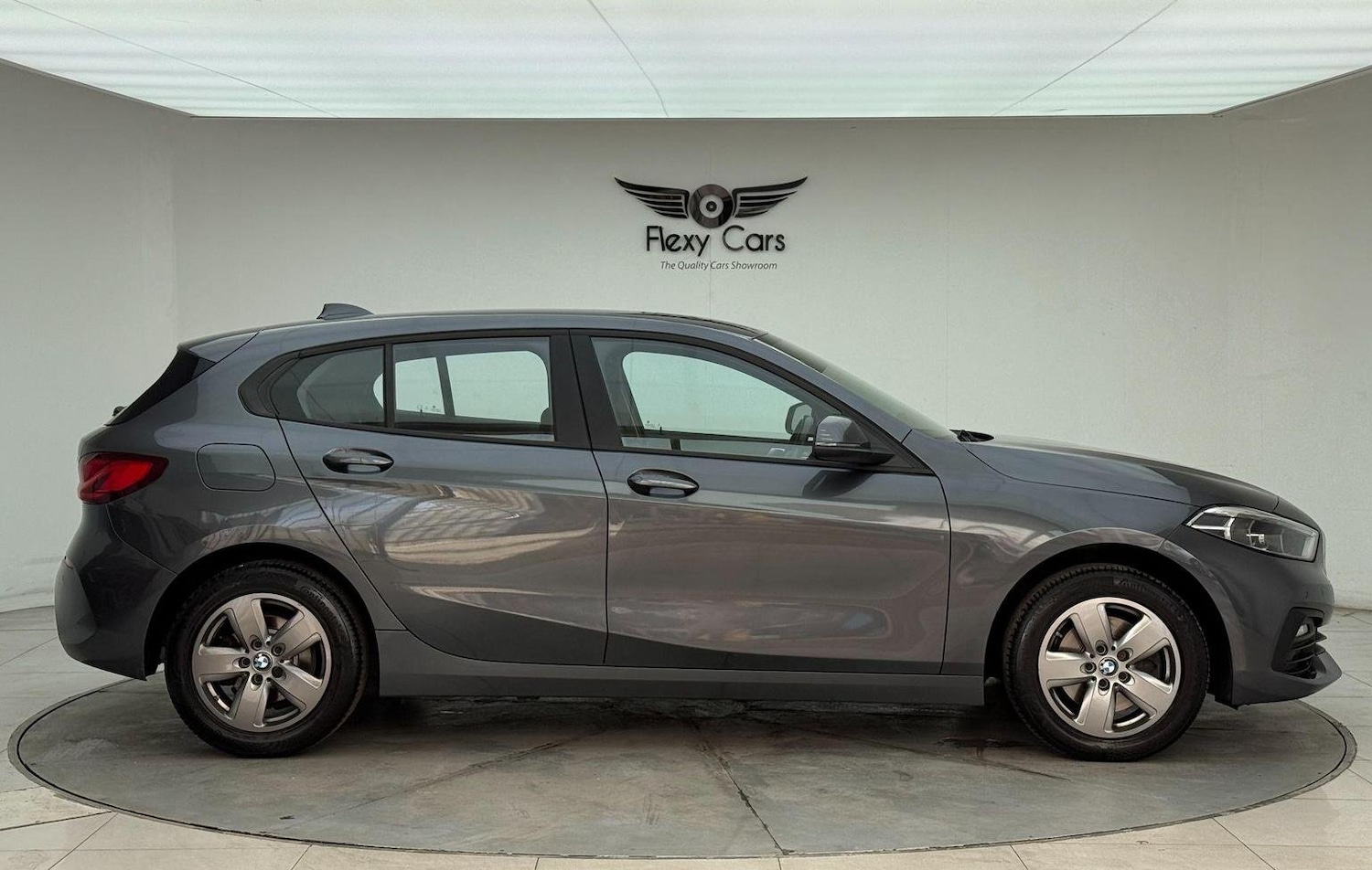 Used BMW 1 Series 2020 for sale - 76744230: Photo 2