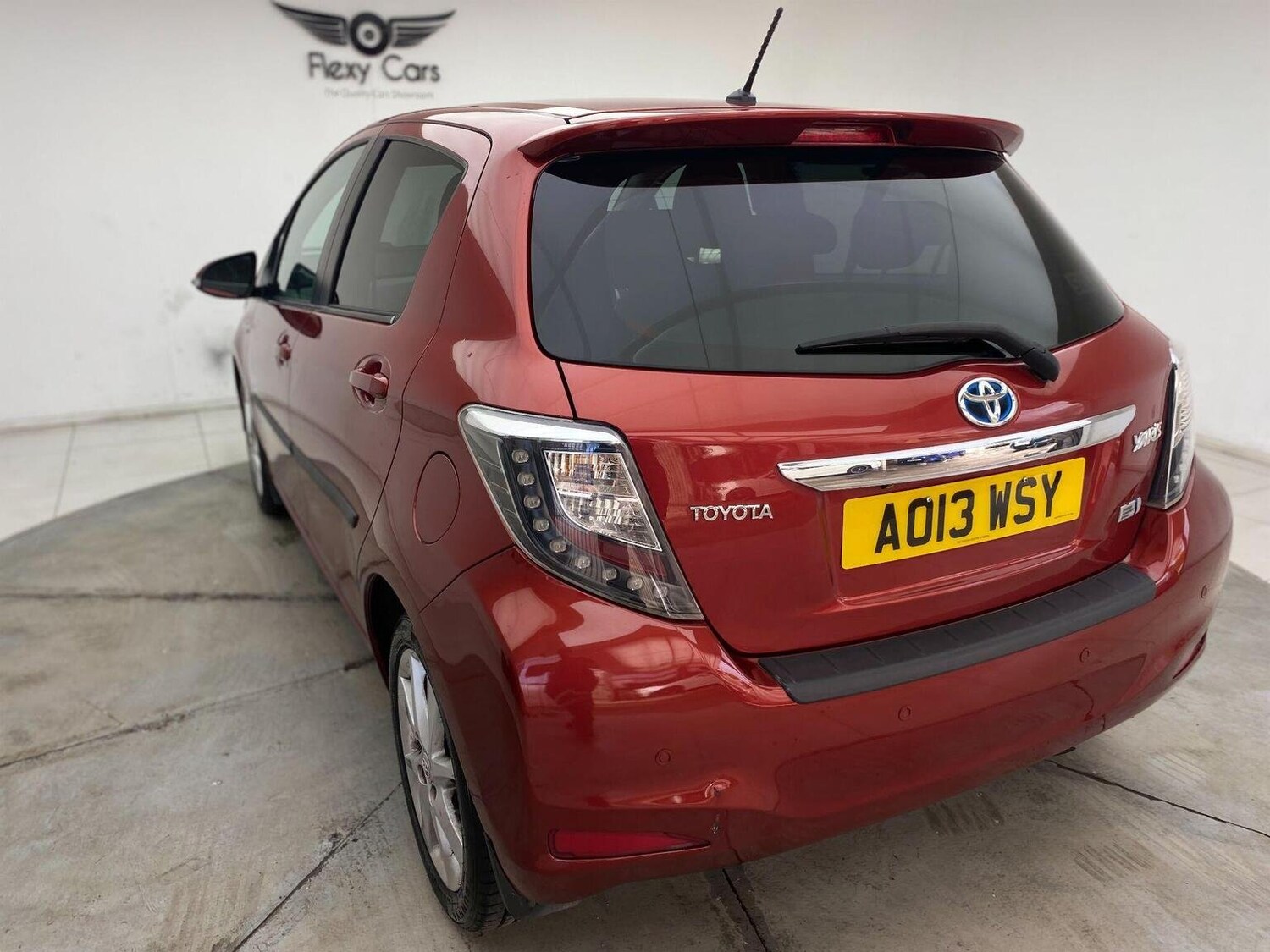 Used Toyota Yaris 2013 for sale - 76744200: Photo 21