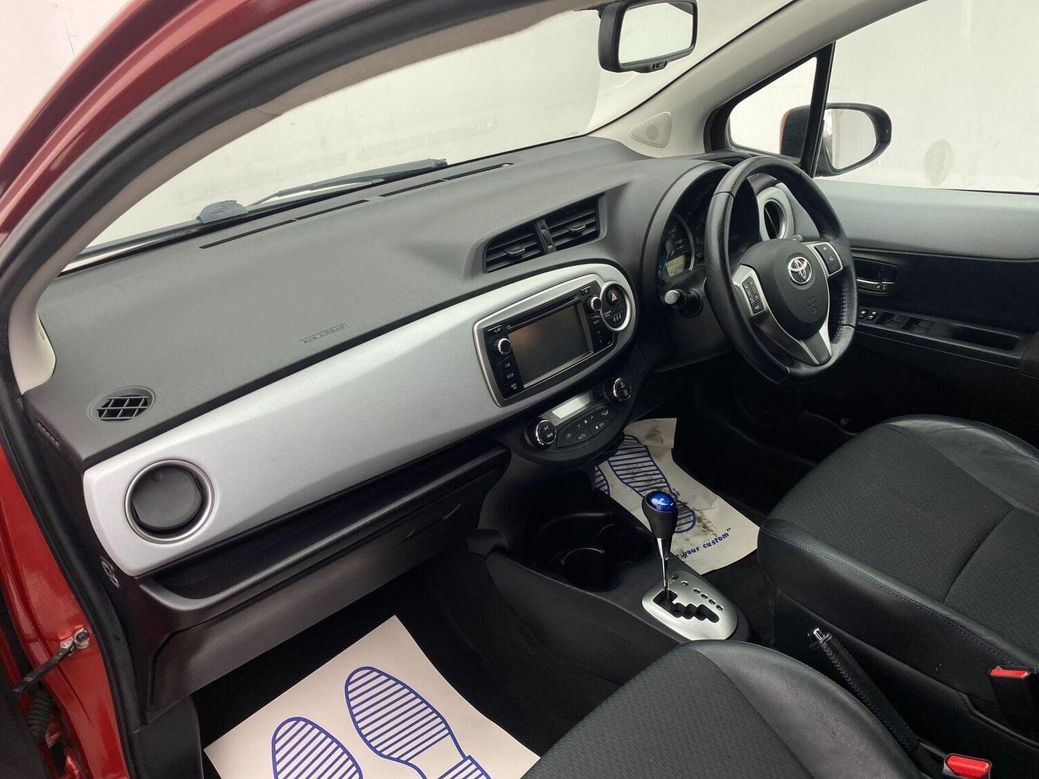 Used Toyota Yaris 2013 for sale - 76744200: Photo 28