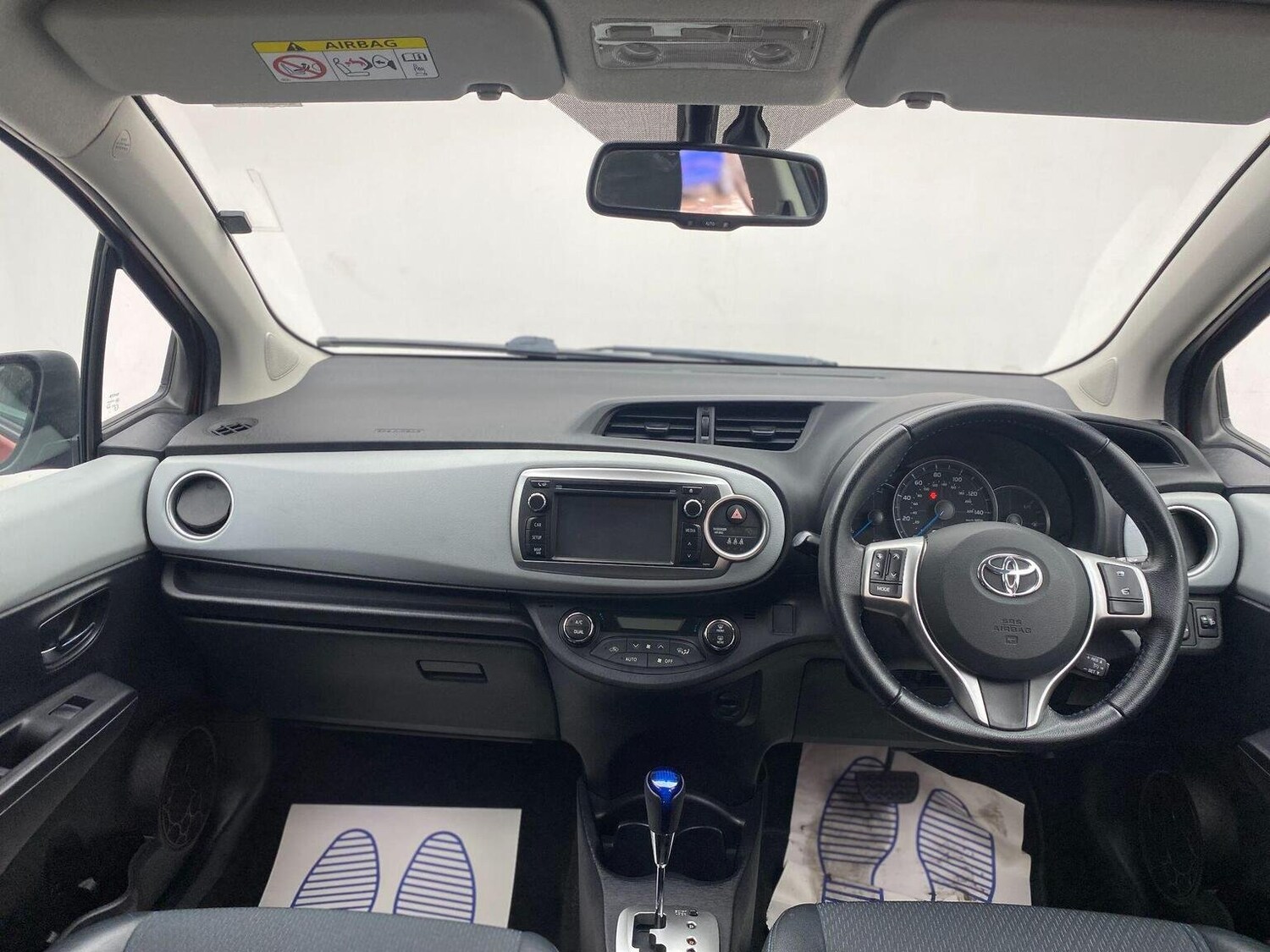 Used Toyota Yaris 2013 for sale - 76744200: Photo 37