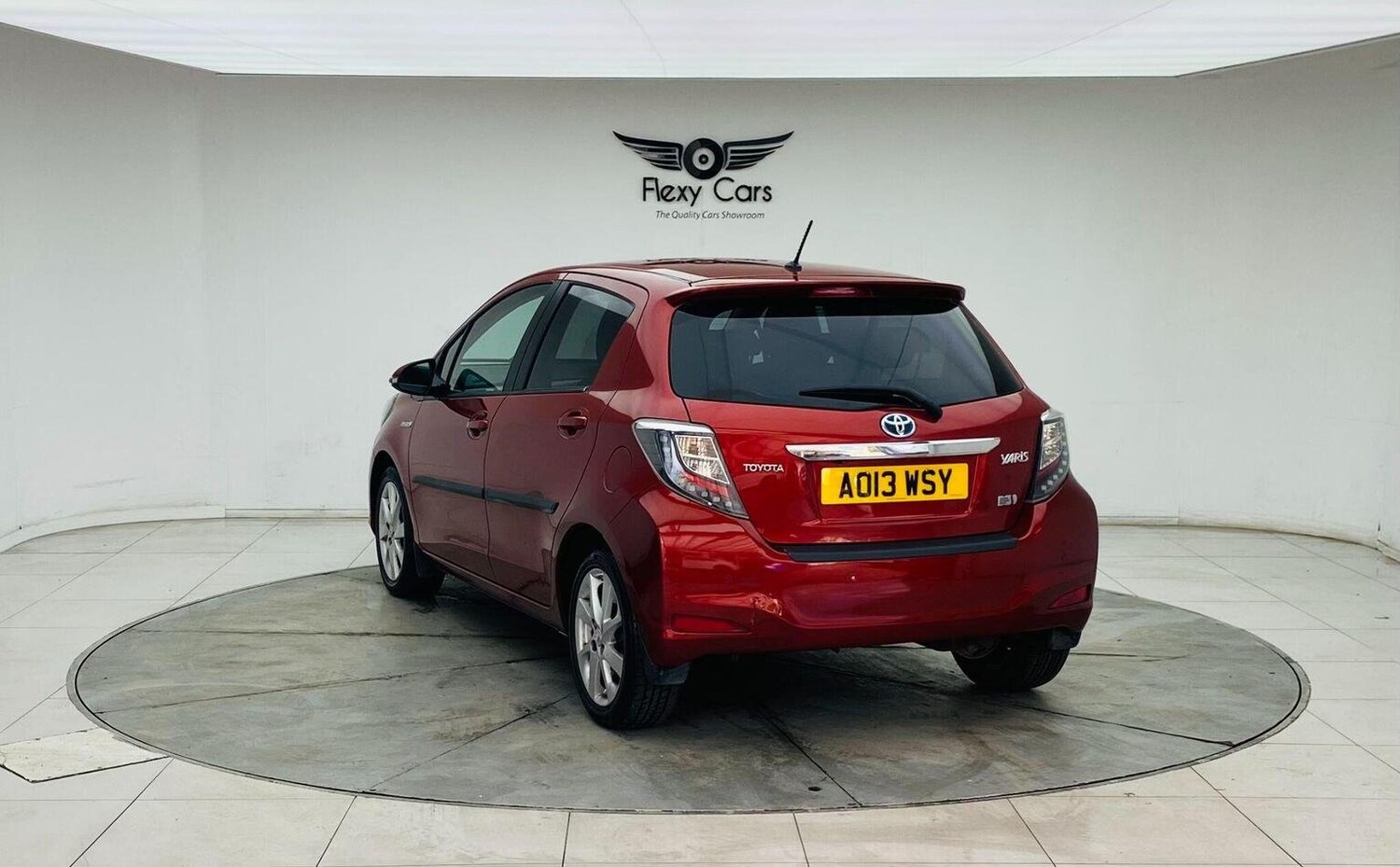 Used Toyota Yaris 2013 for sale - 76744200: Photo 6