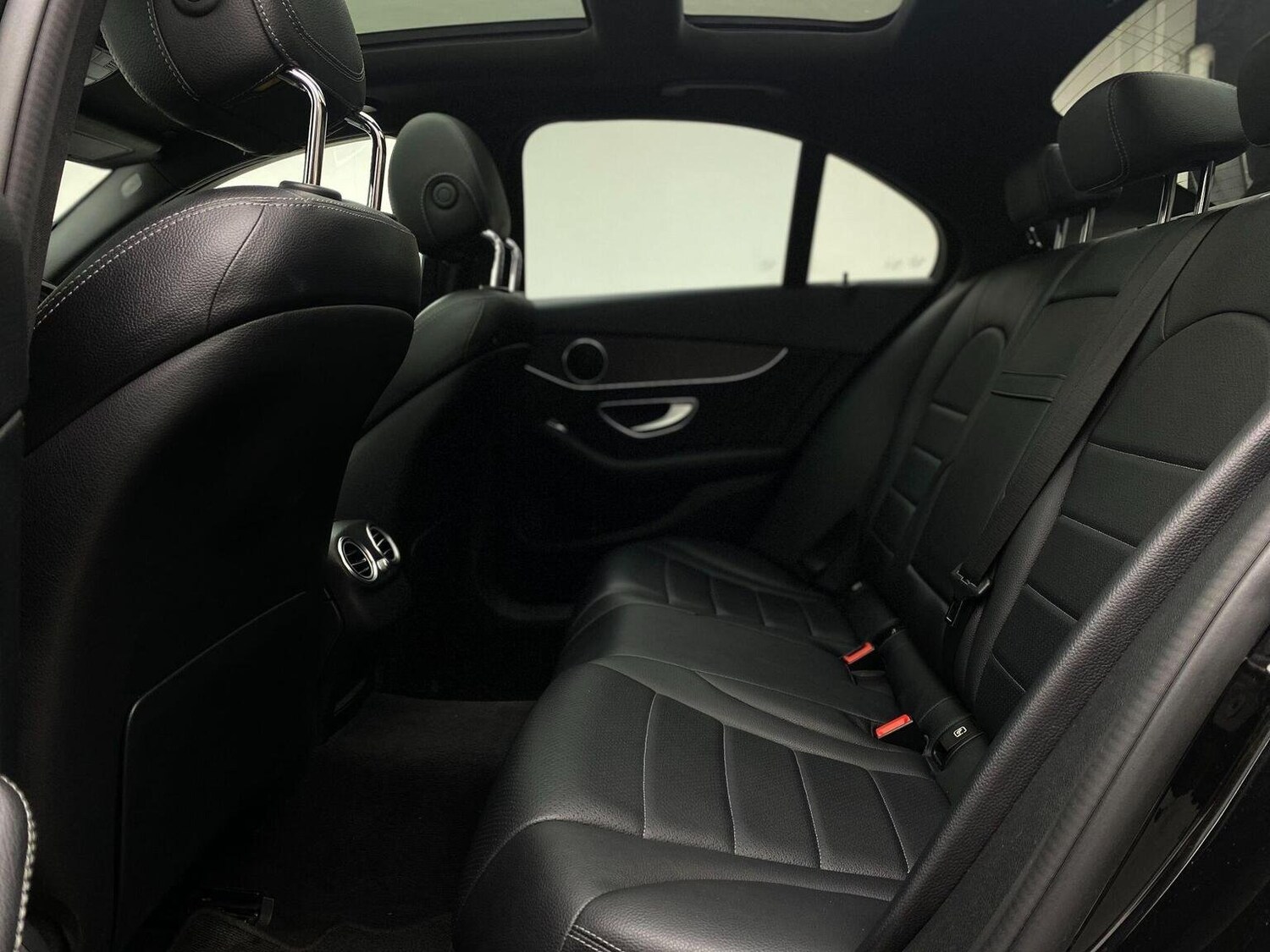 Used Mercedes-Benz C Class 2017 for sale - 76744166: Photo 35