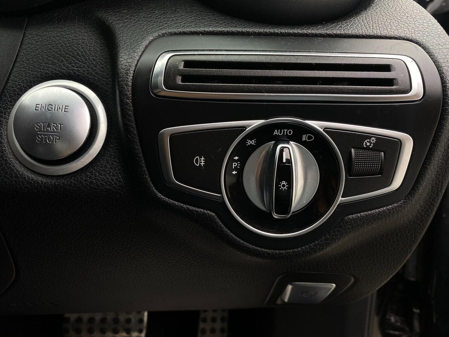 Used Mercedes-Benz C Class 2017 for sale - 76744166: Photo 39