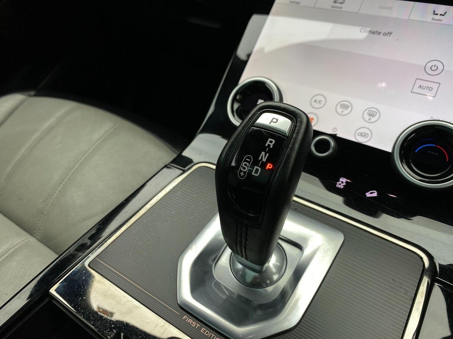 Used Land Rover Range Rover Evoque 2019 for sale - 76744204: Photo 73