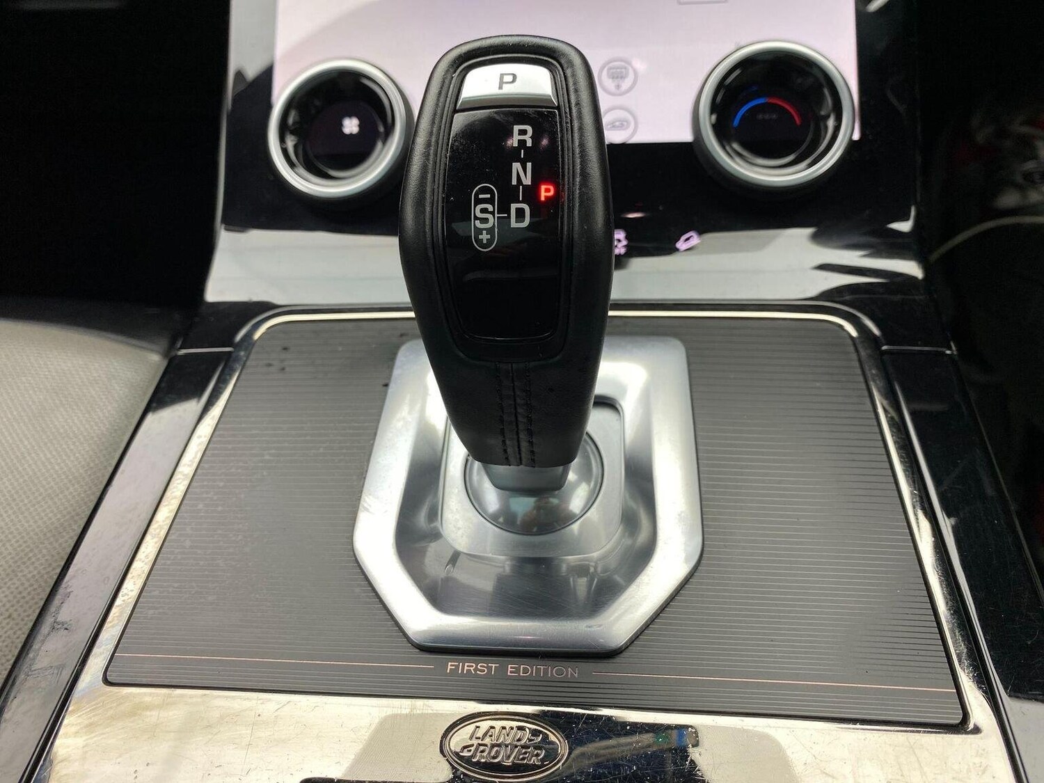 Used Land Rover Range Rover Evoque 2019 for sale - 76744204: Photo 74