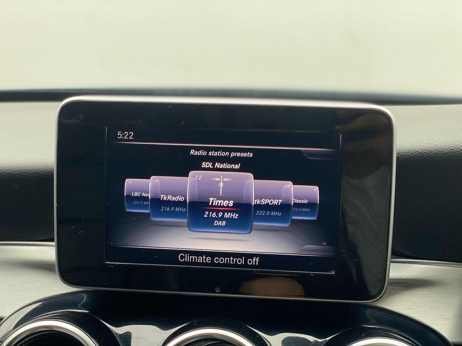 Used Mercedes-Benz C Class 2017 for sale - 76794531: Photo 69