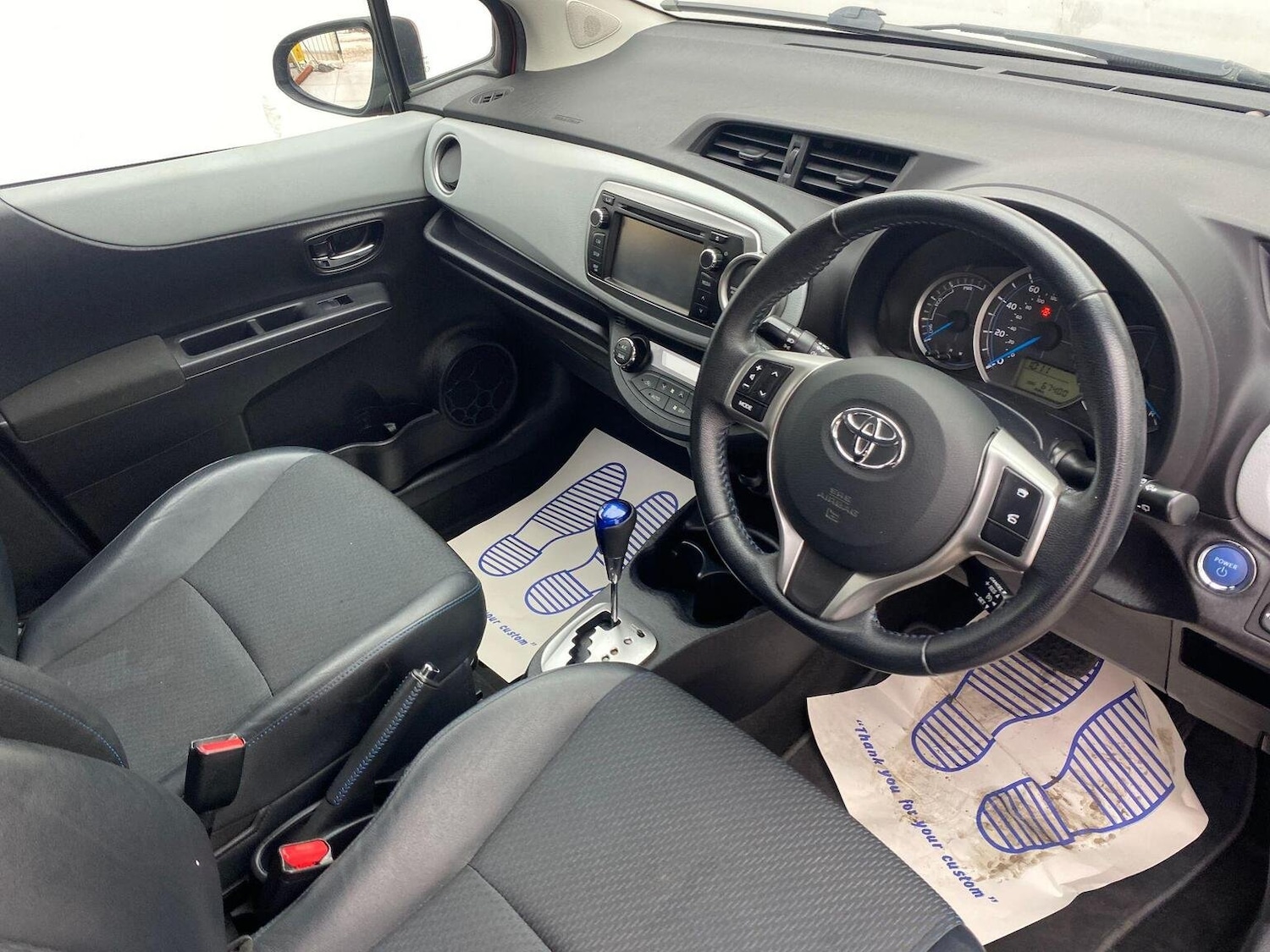 Used Toyota Yaris 2013 for sale - 76794681: Photo 25