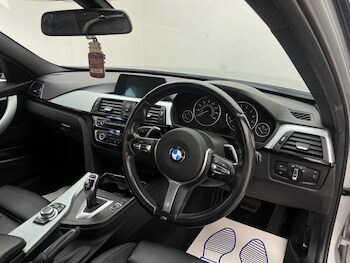 Used BMW 3 Series 2016 for sale - 77065637: Photo