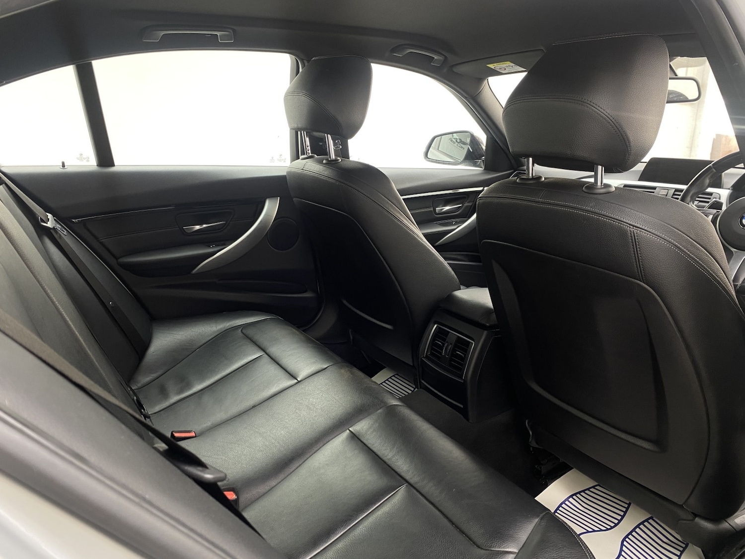 Used BMW 3 Series 2016 for sale - 77065637: Photo 30