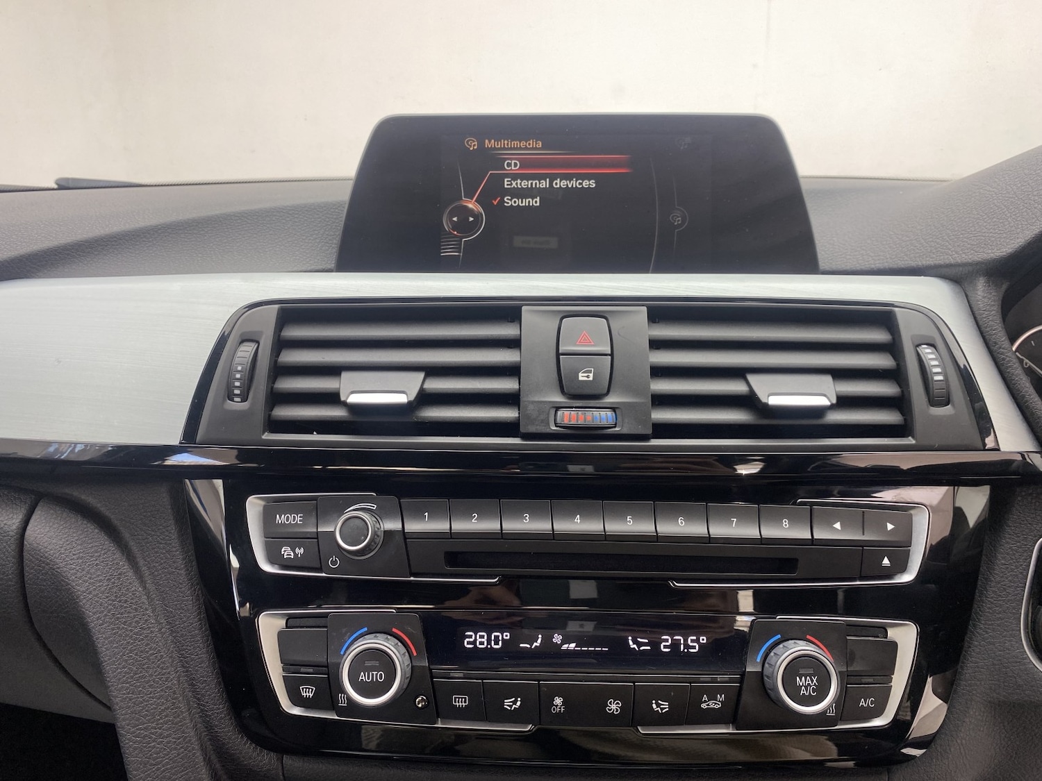 Used BMW 3 Series 2016 for sale - 77065637: Photo 48