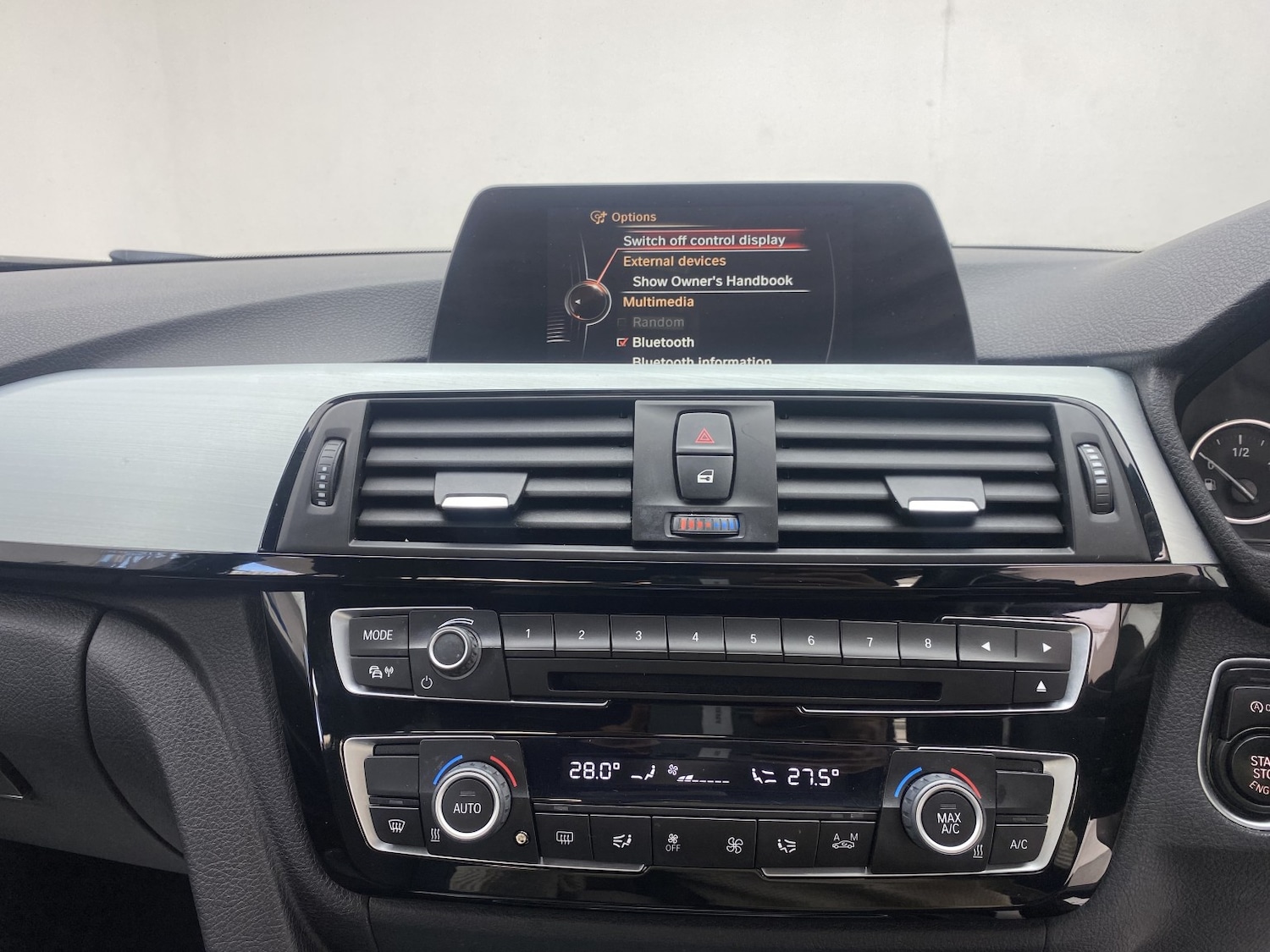 Used BMW 3 Series 2016 for sale - 77065637: Photo 52