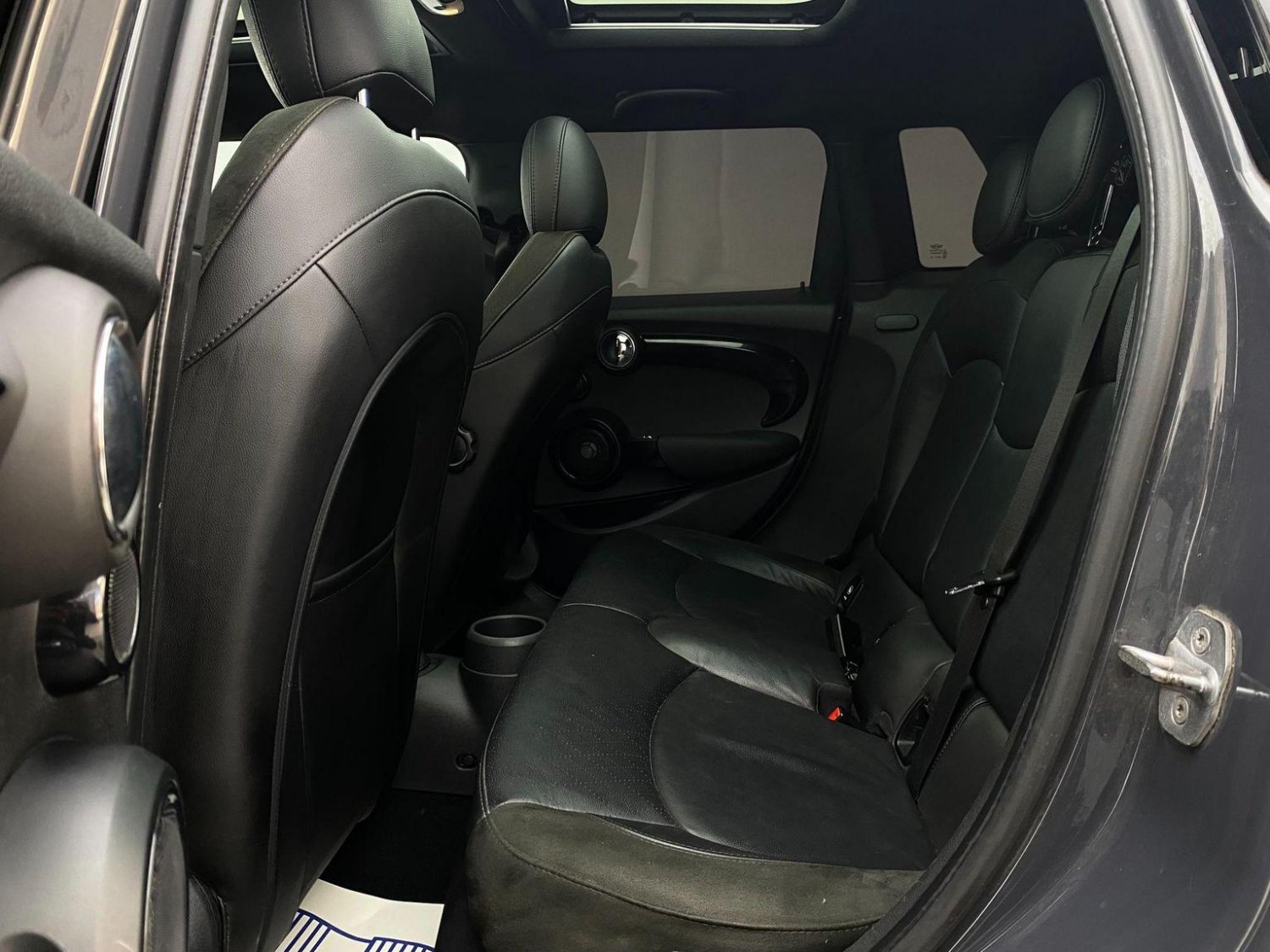 Used MINI Hatch 2019 for sale - 76744265: Photo 32