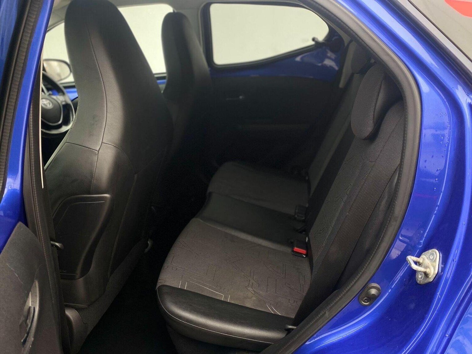 Used Toyota AYGO 2019 for sale - 76744195: Photo 27